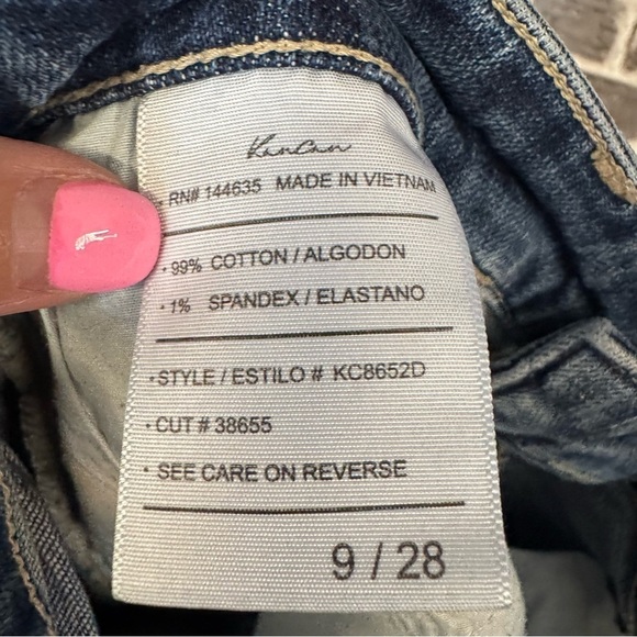 Kancan Russell Mid Rise Boyfriend Jeans distressed chewed hem - Picture 13 of 13